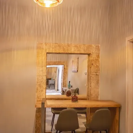 La Rondine ベッド・アンド・ブレックファスト タリアコッツォ